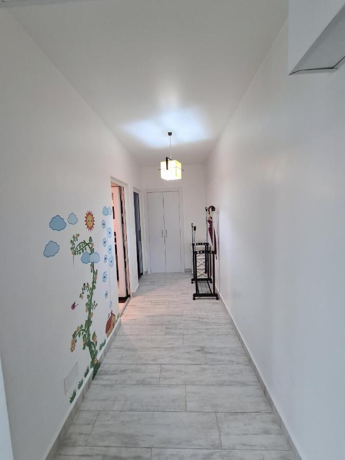 Cozy Apartment Arad Buitenkant foto
